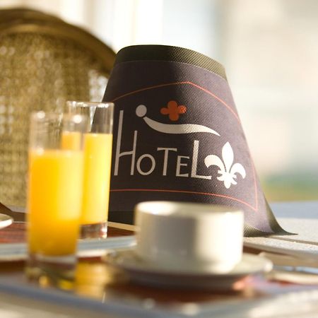 Hotel Fleur De Lys Hazebrouck Exteriör bild